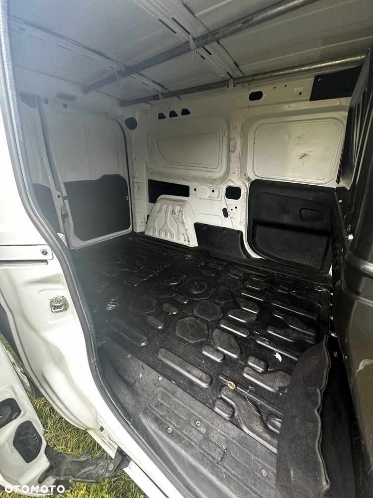 Fiat Doblo - 9