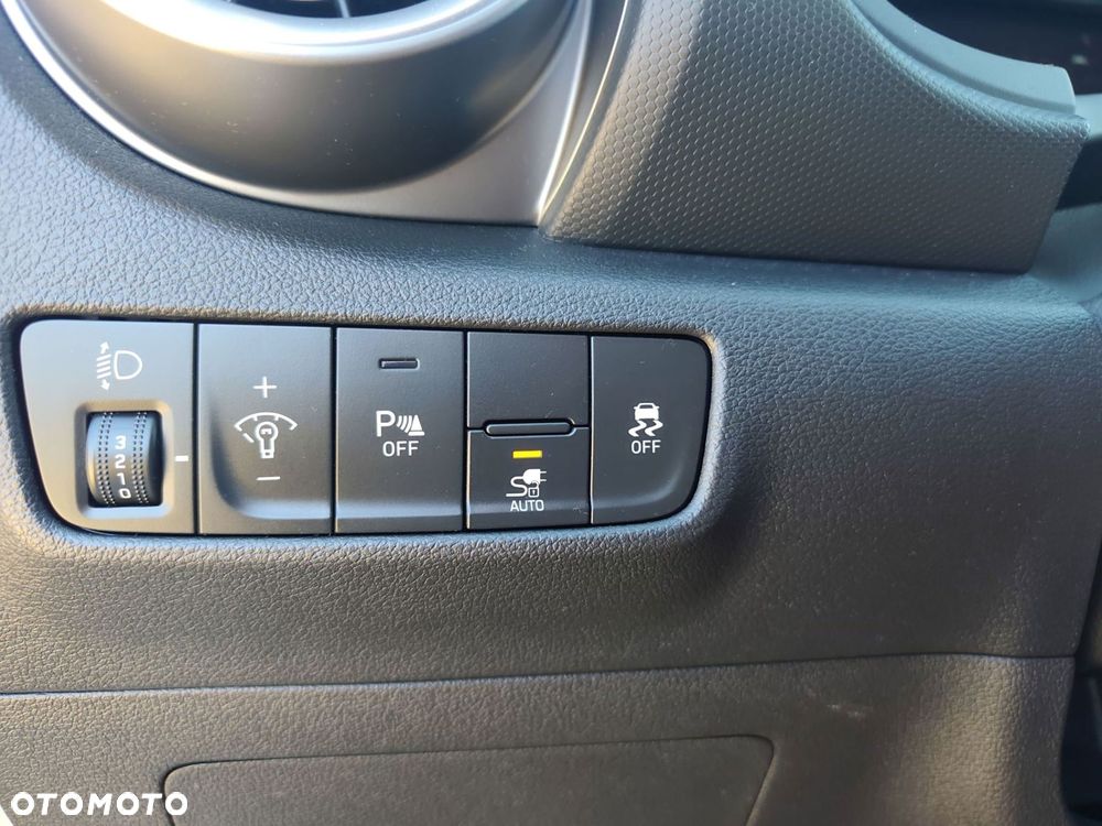 Hyundai Kona - 21