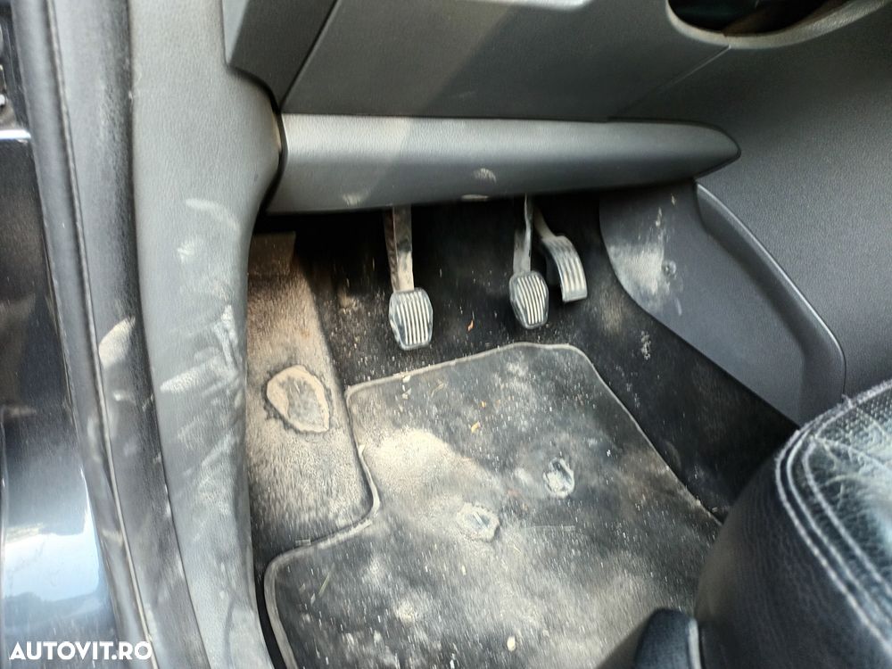 Dezmembrari  Ford C-MAX 1  2003  > 2010 1.8 TDCi Motorina - 13