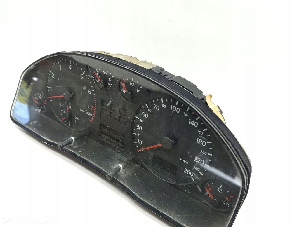 ZEGARY LICZNIK AUDI A4 B5 8D0919861D BENZYNA - 3