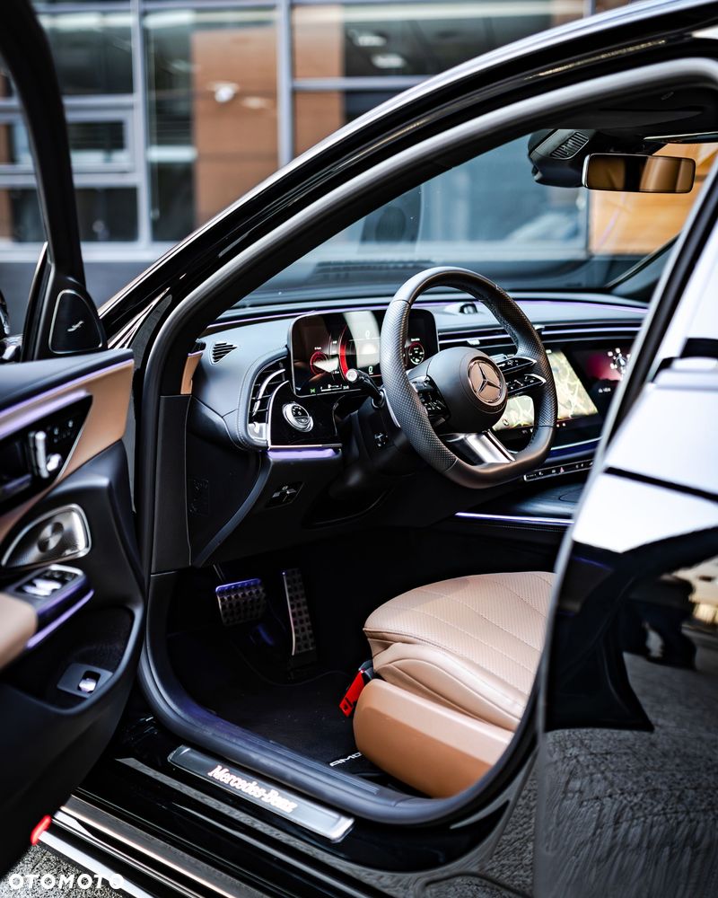 Mercedes-Benz Klasa E 220 d 4-Matic - 18