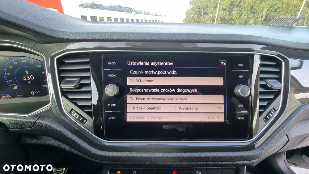 Volkswagen T-Roc 1.5 TSI ACT Premium - 27