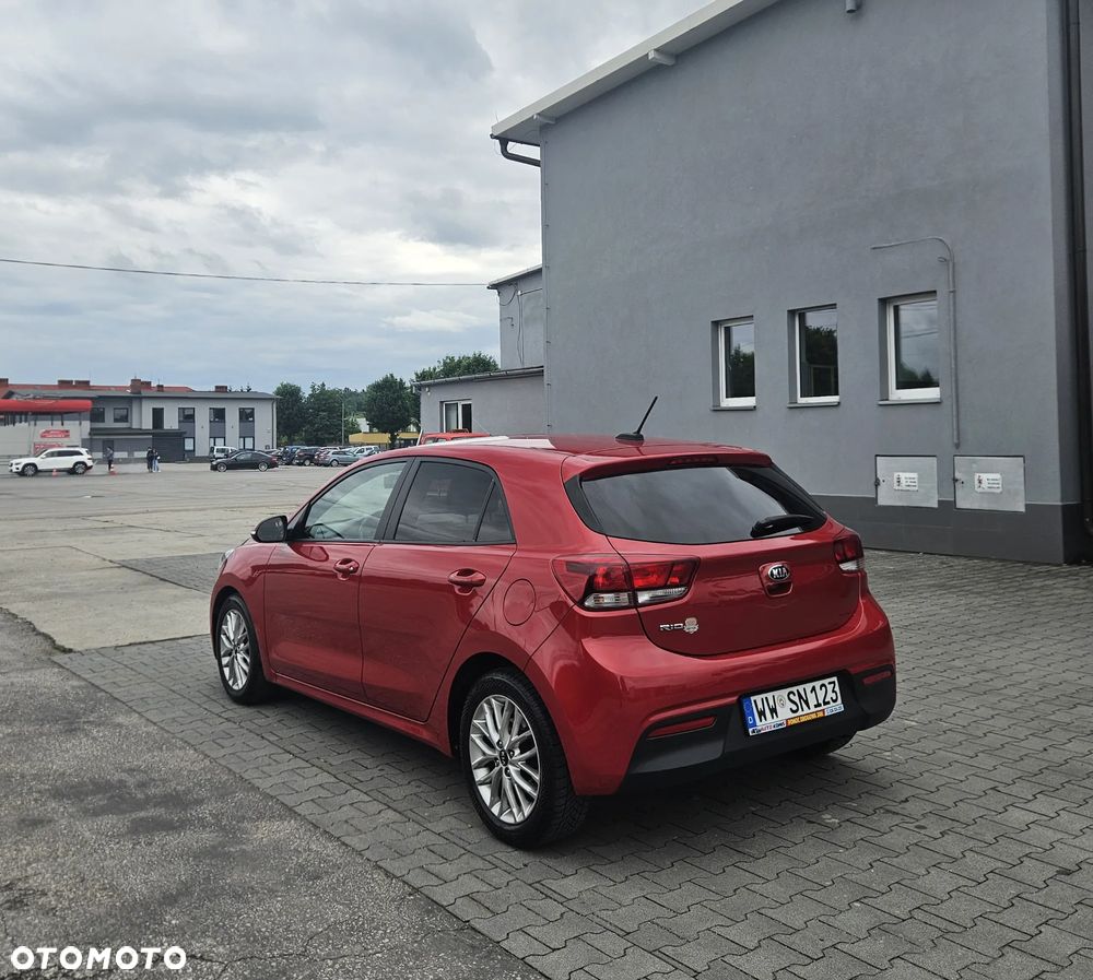 Kia Rio 1.2 Dream-Team Edition - 4