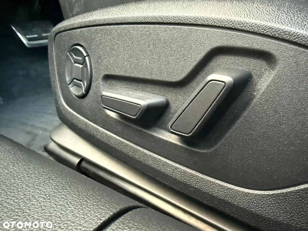 Audi A6 Allroad - 17