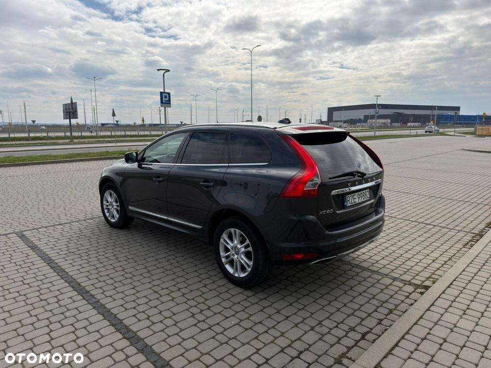 Volvo XC 60 D4 Geartronic Kinetic - 3