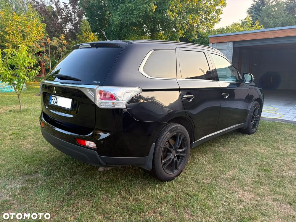 Mitsubishi Outlander 2.0 4WD CVT Plus - 3