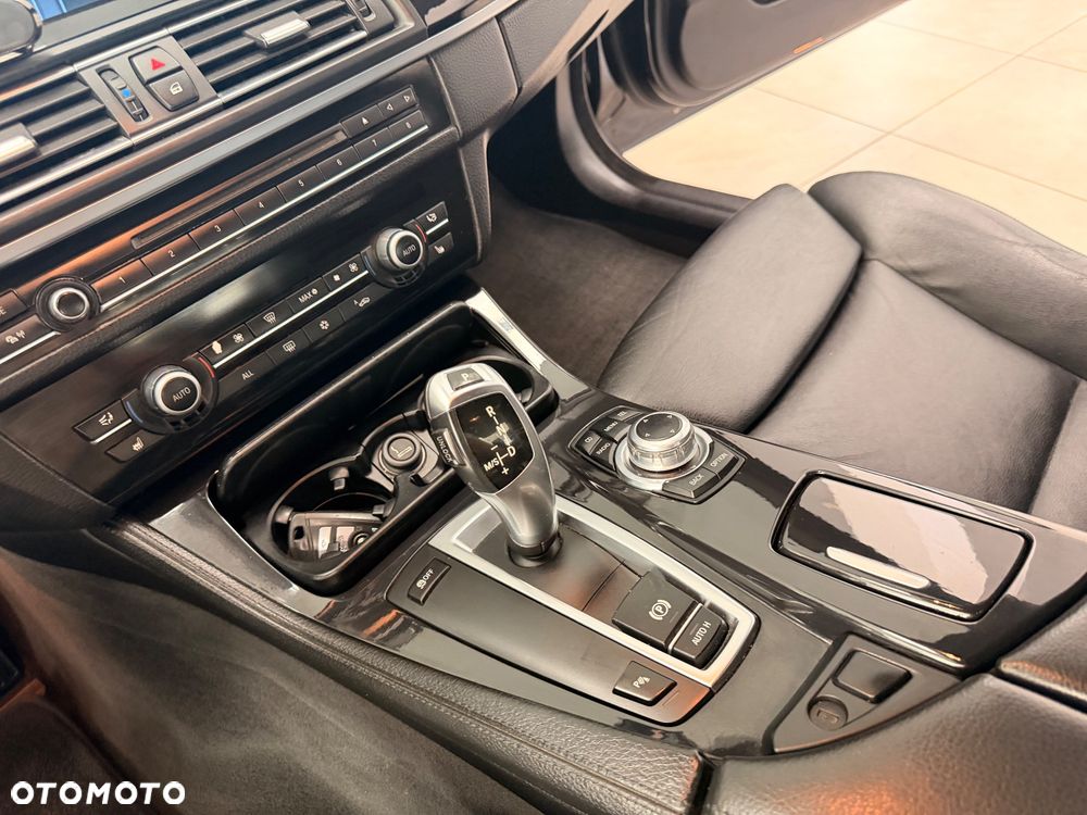 BMW Seria 5 - 21