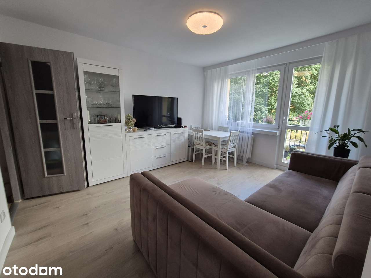 Umeblowane 2-pok. po remoncie + Balkon // 0 % Prowizji