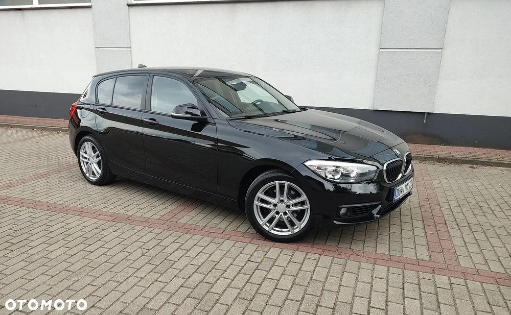 BMW Seria 1 120i Advantage - 10