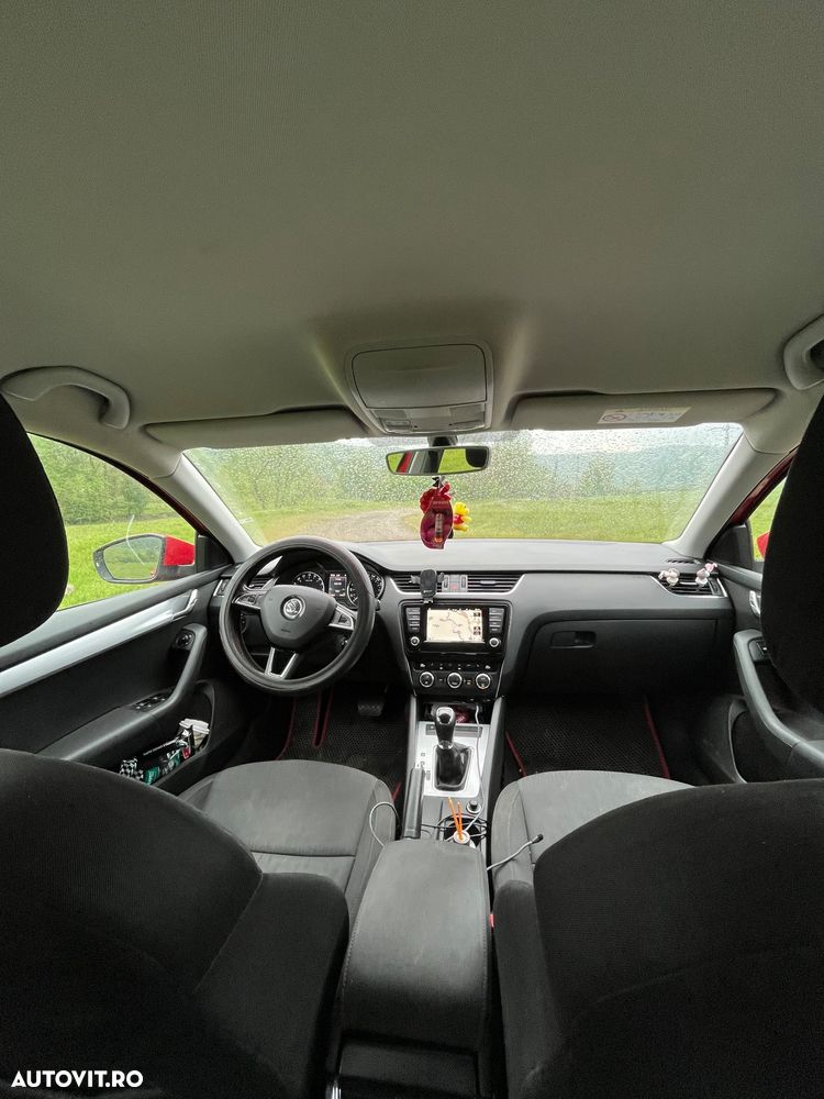 Skoda Octavia 2.0 TDI DSG Drive - 7