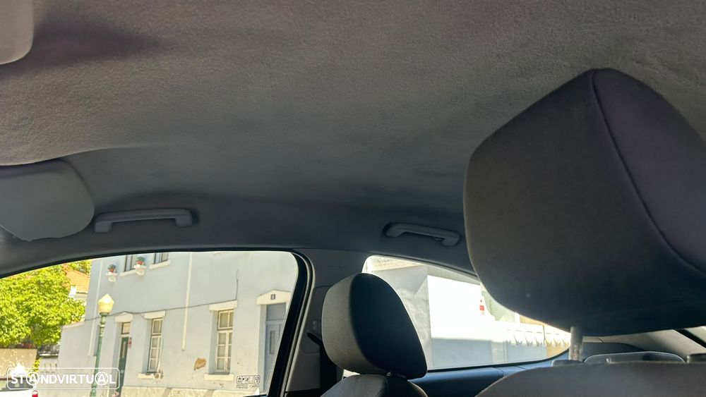 Ford Focus 1.6 TDCi Sport — fotografia 12
