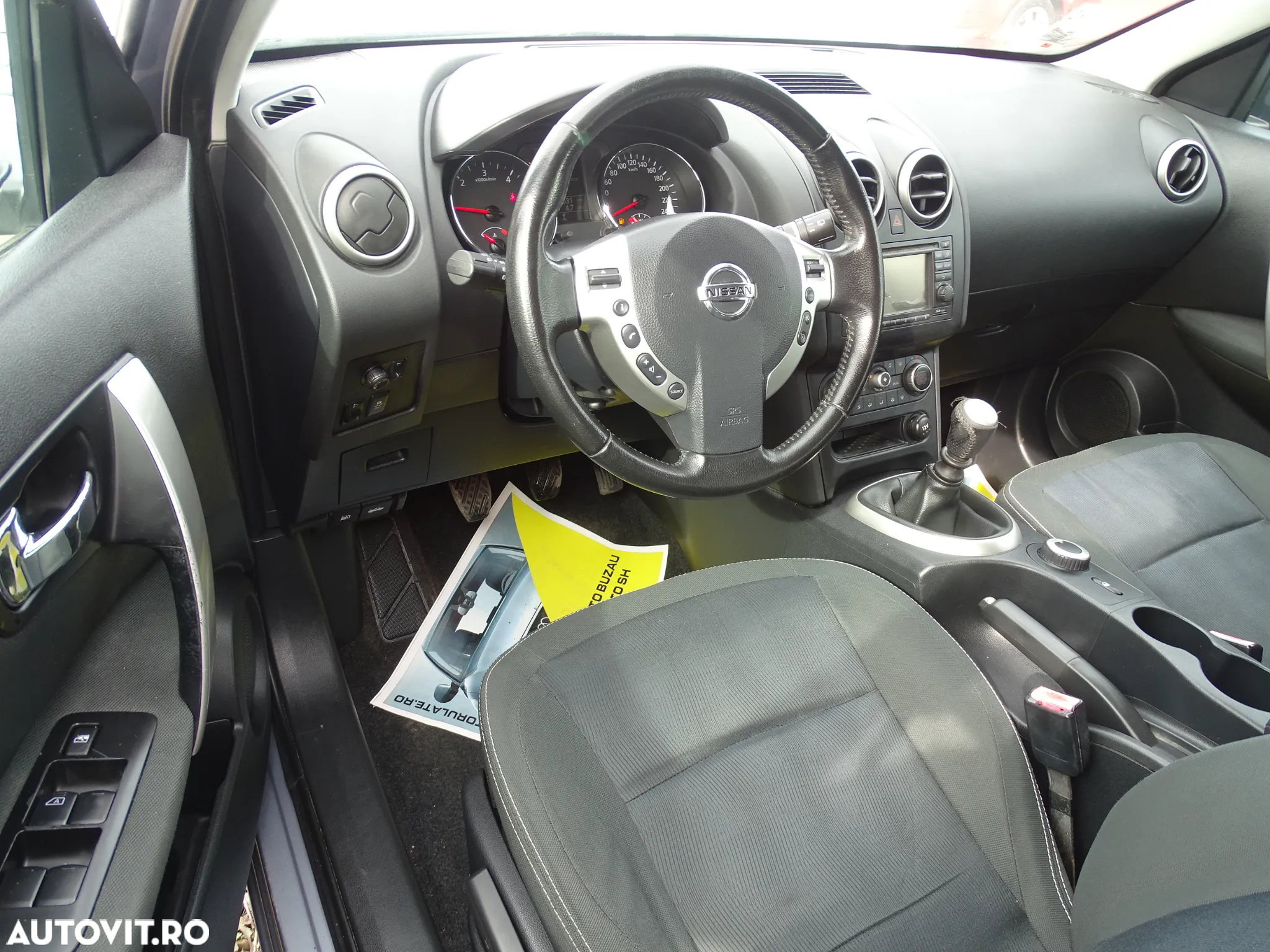 Nissan Qashqai 1.6 dCi DPF 4x4 tekna - 11