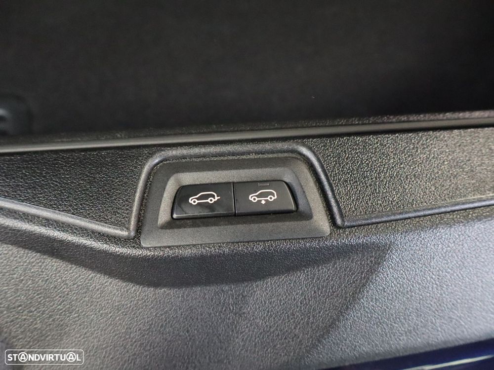 BMW X7 40 d xDrive Pack M Desportivo - 7