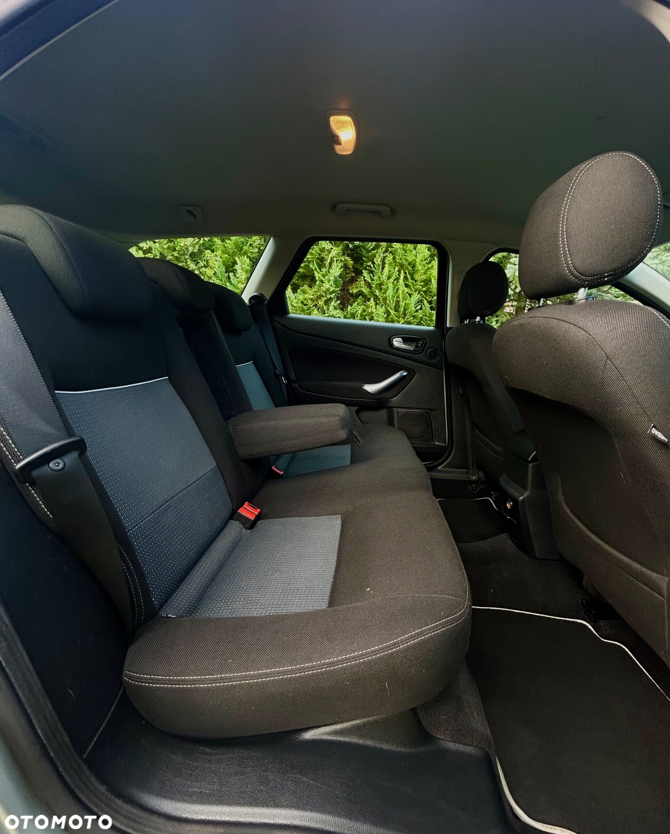 Ford Mondeo 1.6 Trend - 15