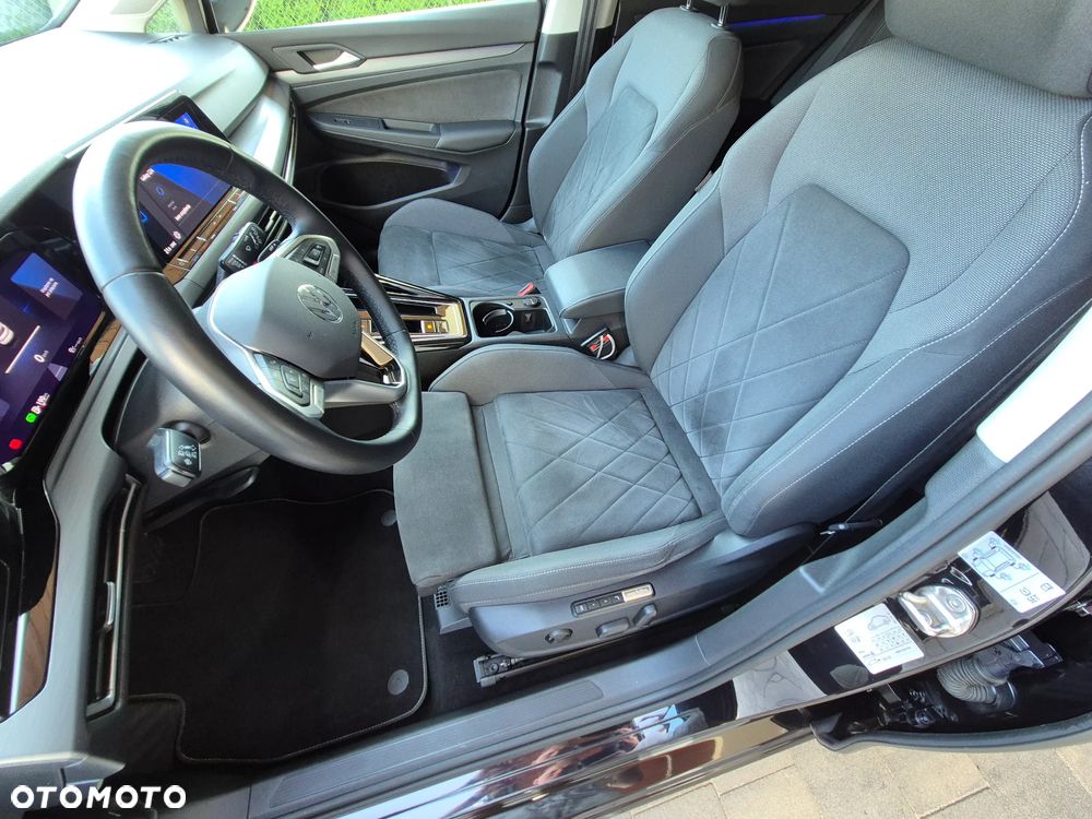 Volkswagen Golf 1.5 eTSI Style DSG - 8
