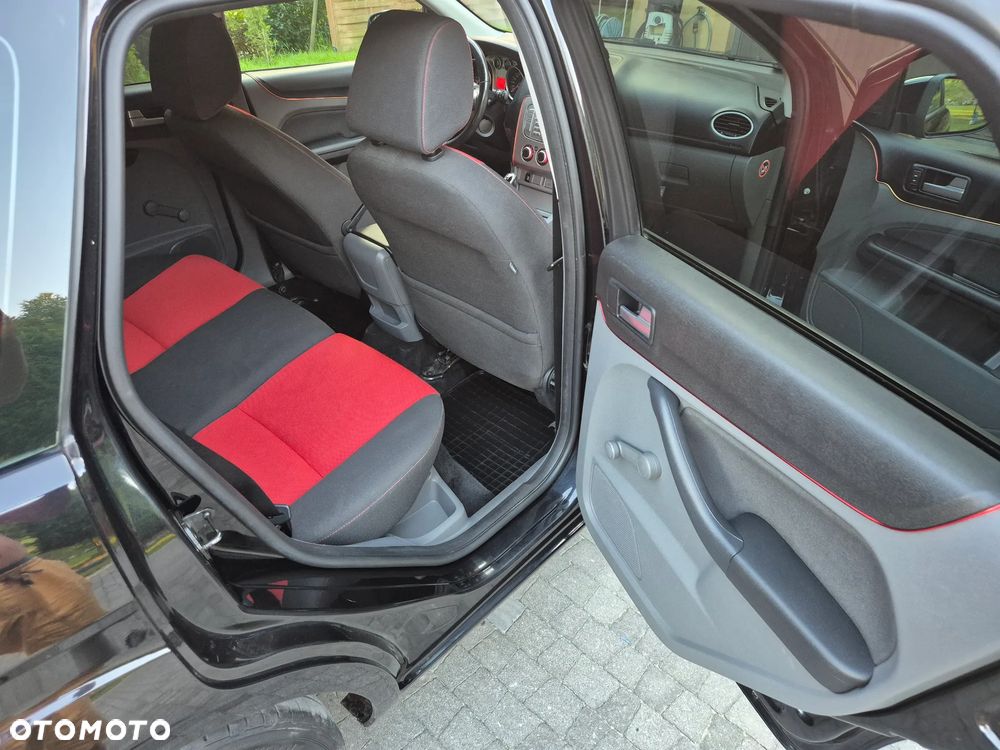 Ford Focus - 14