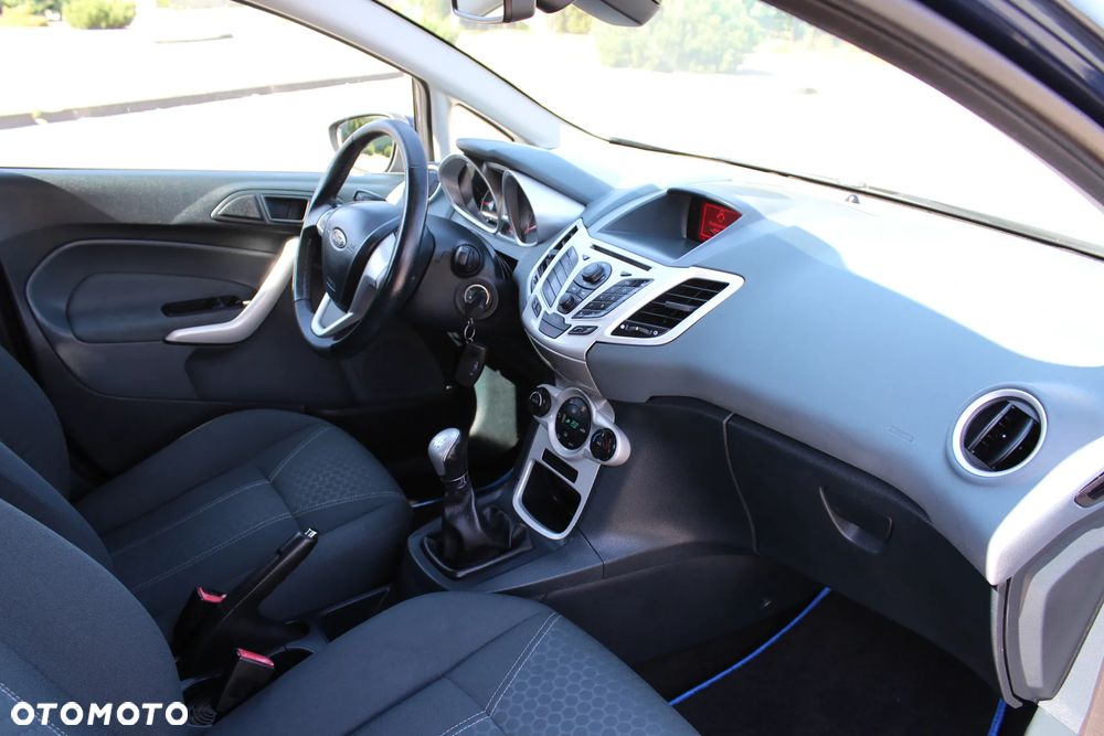 Ford Fiesta 1.4 Titanium - 15