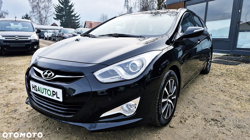 Hyundai i40 Kombi blue 1.6 Family+ - 30