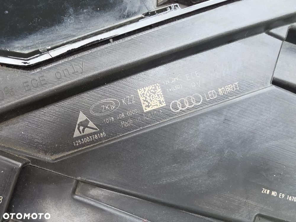 AUDI Q8 SQ8 4M8 Lampa prawa przód Full Led Matrix HD 4M8941036 2022 - 11