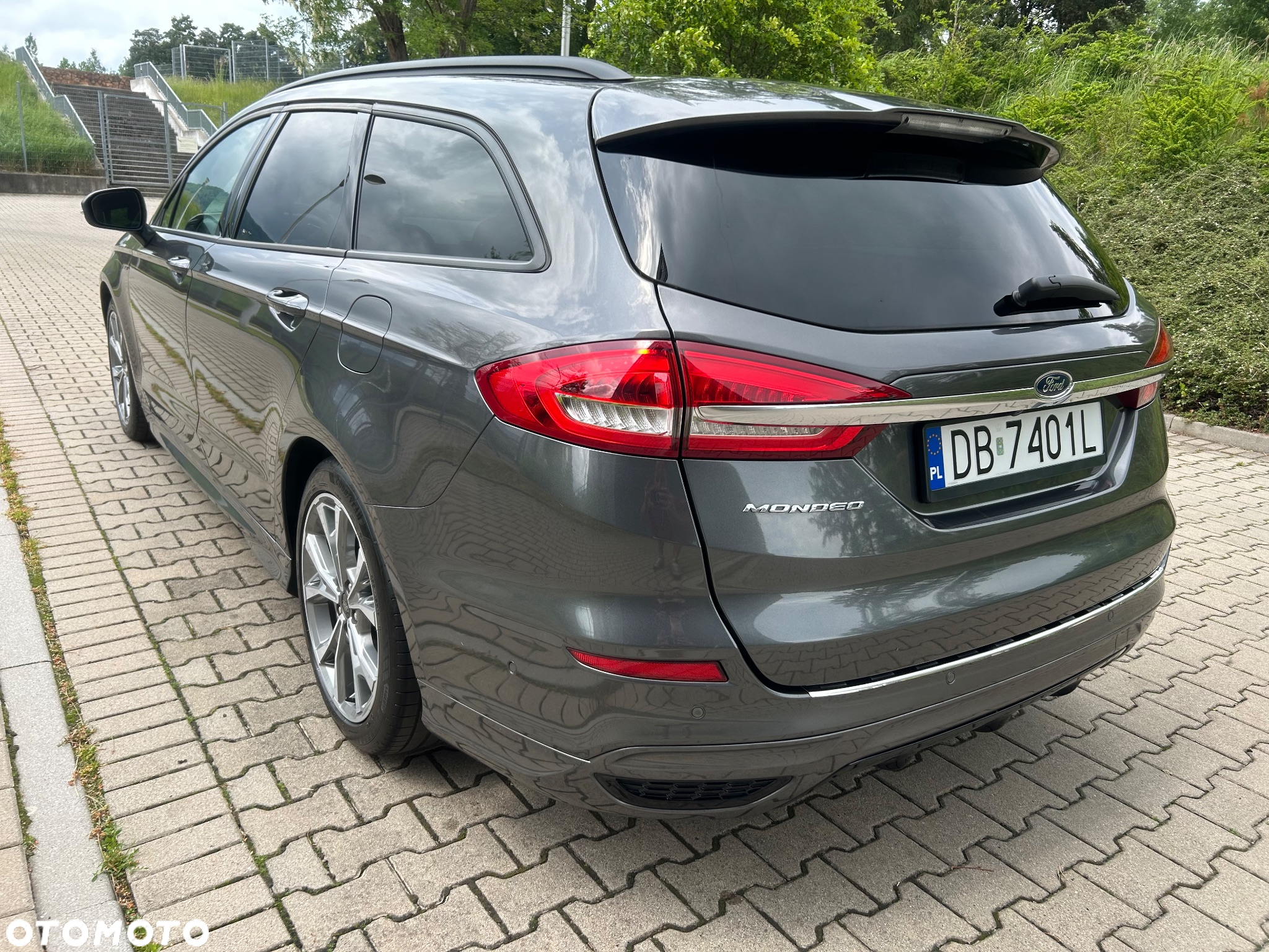 Ford Mondeo 1.5 EcoBoost ST-Line X - 11
