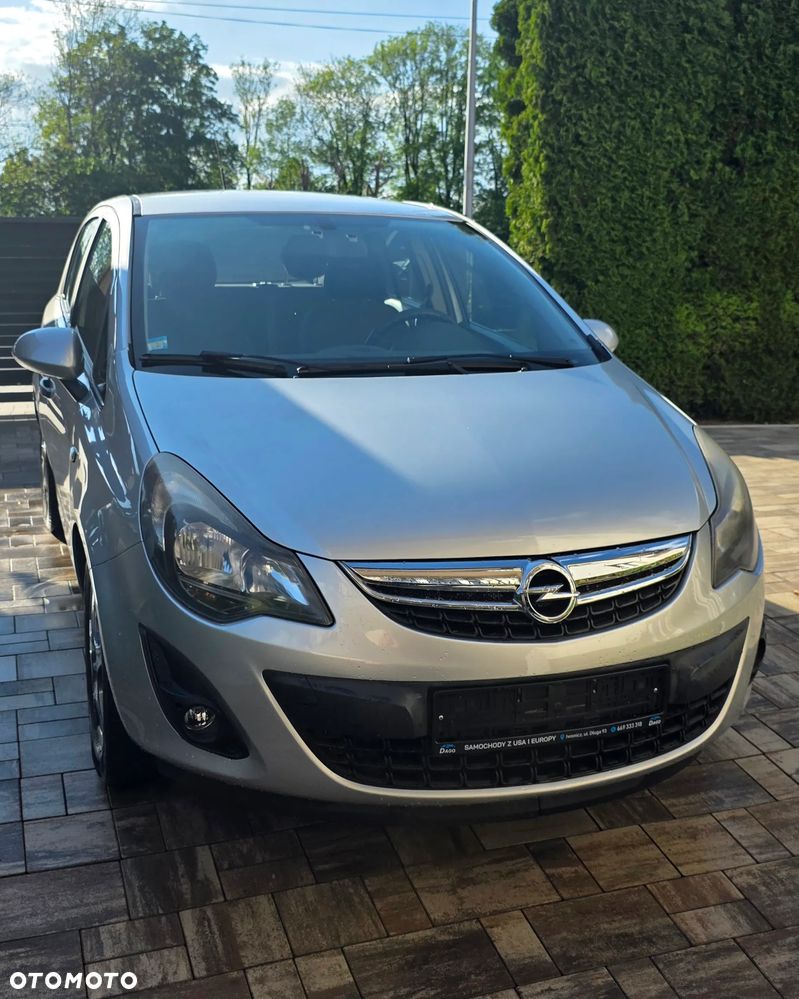 Opel Corsa 1.2 16V Essentia - 3