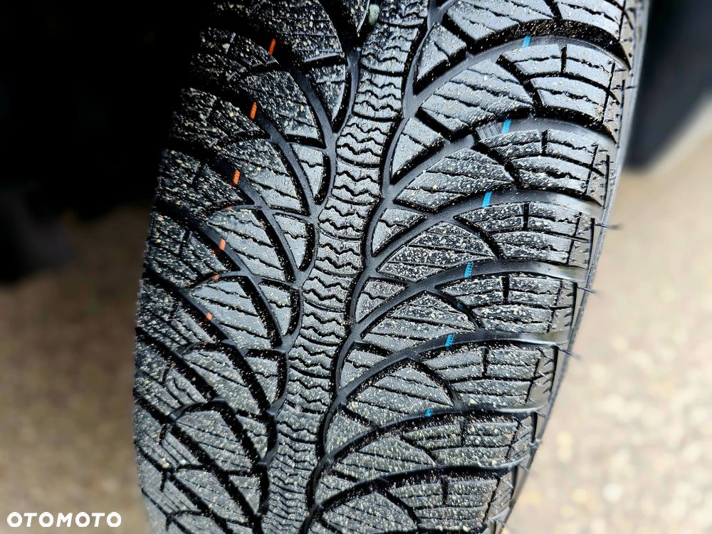 Opel Corsa 1.2 16V - 11