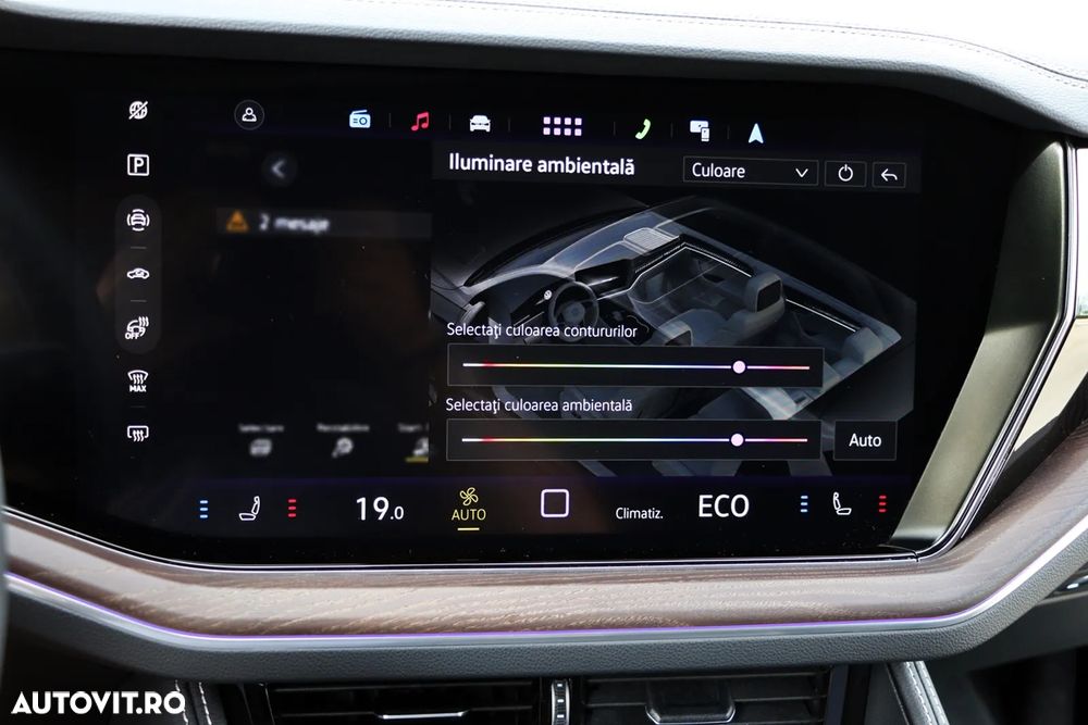Volkswagen Touareg V6 TSI 4MOTION Elegance - 25