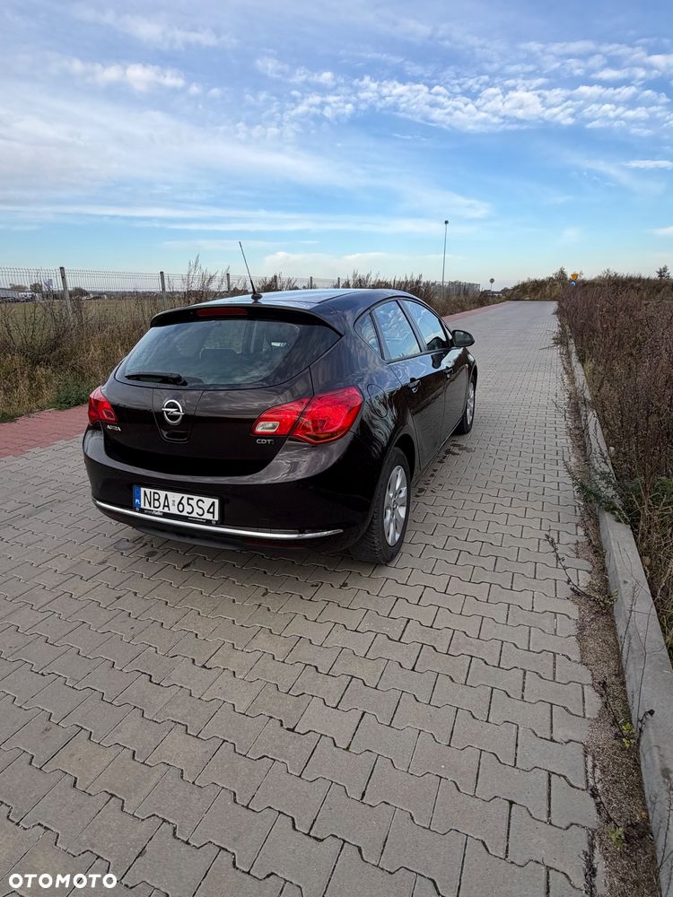 Opel Astra 2015 photo 5