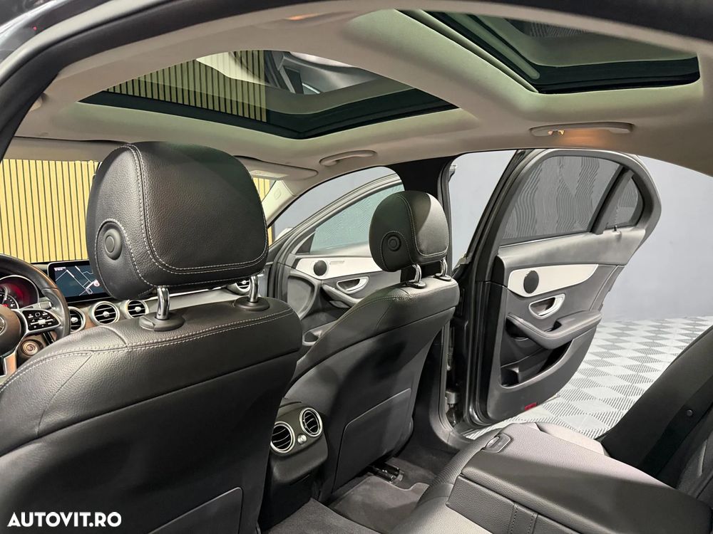 Mercedes-Benz C - 22