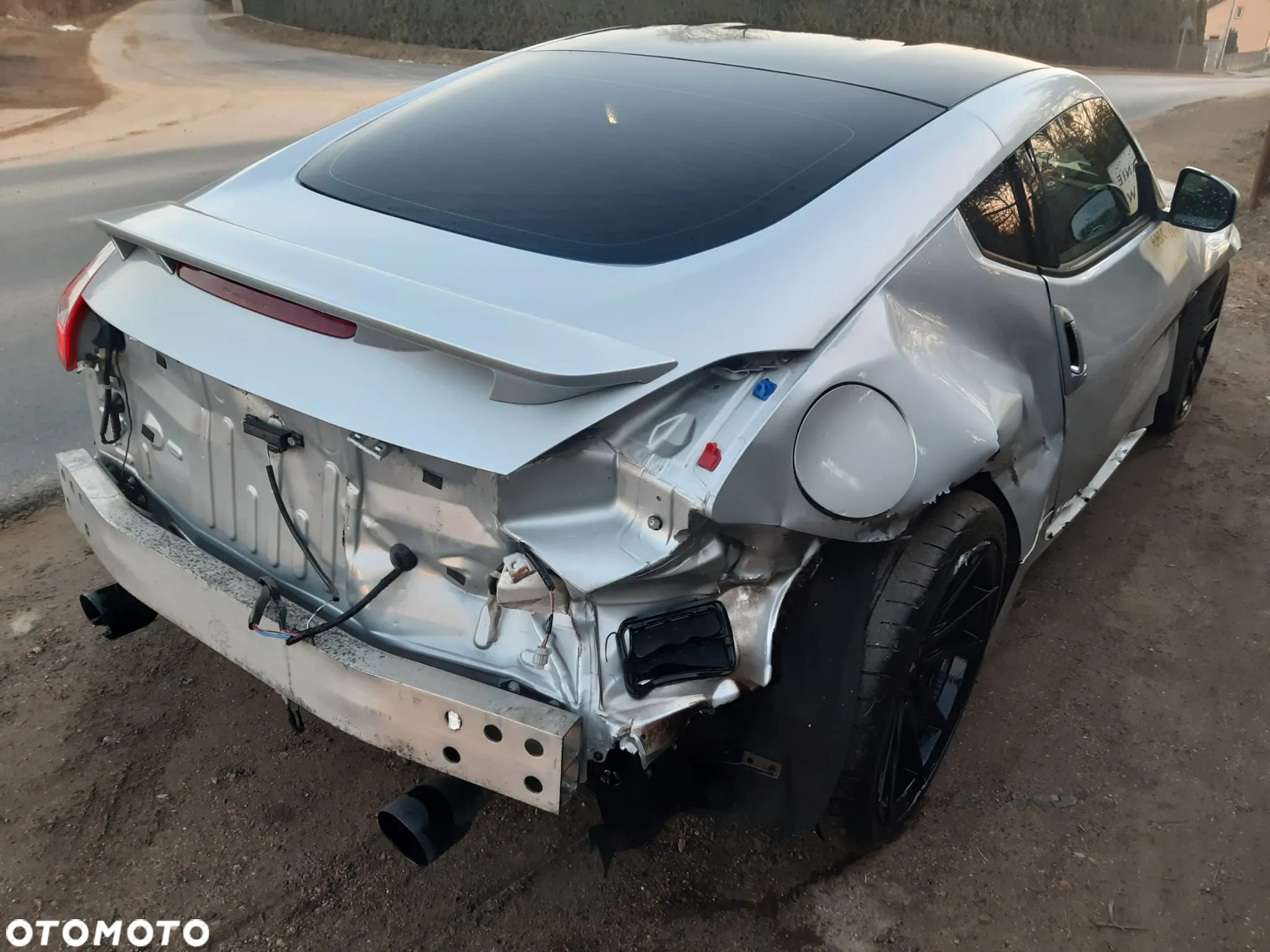 Nissan 370 Z - 5