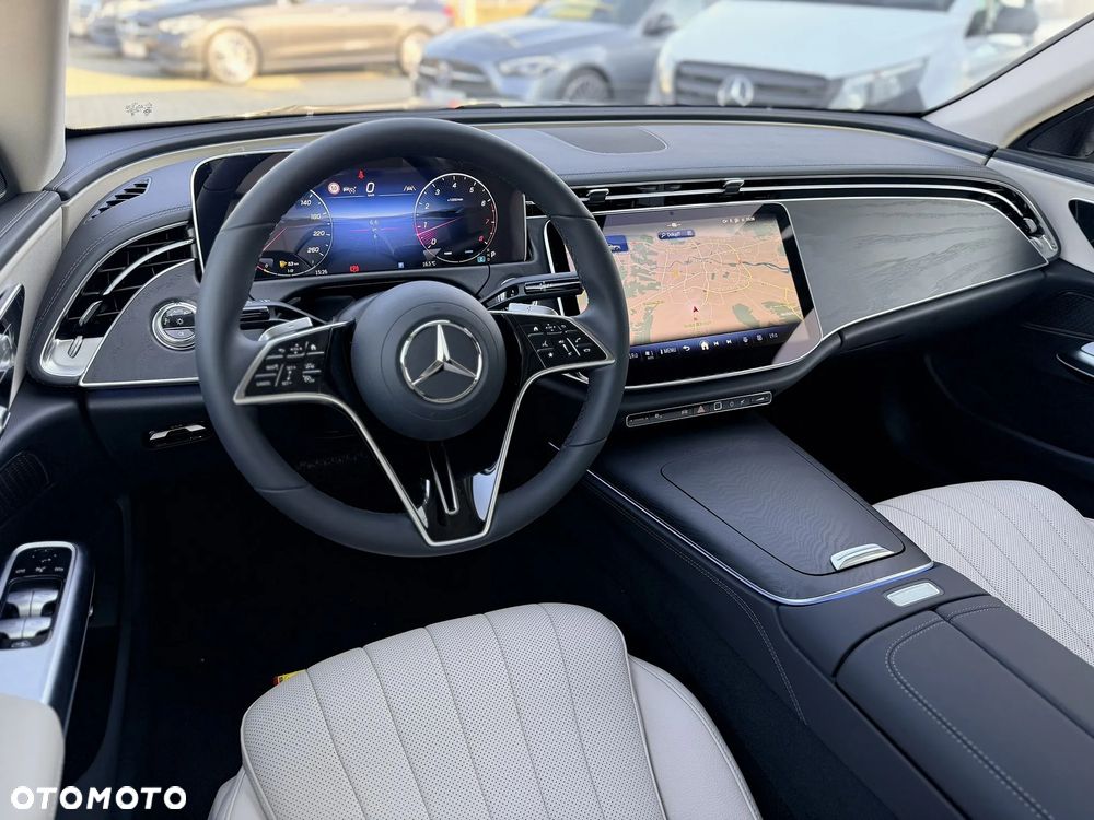 Mercedes-Benz Klasa E - 14