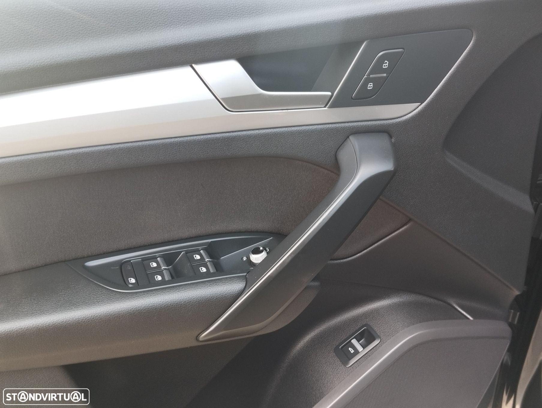 Audi Q5 2.0 TDi Advance - 4