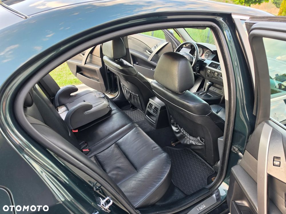 BMW Seria 5 525d - 7