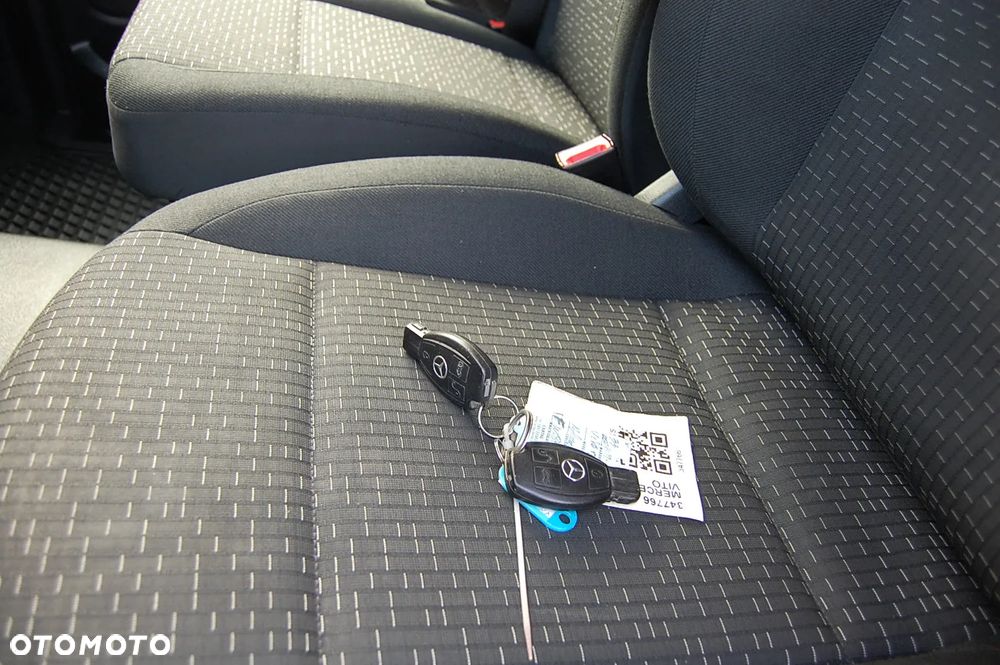 Mercedes-Benz Vito - 32