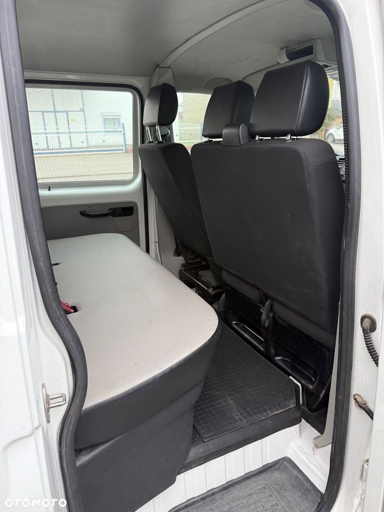 Volkswagen Transporter - 8