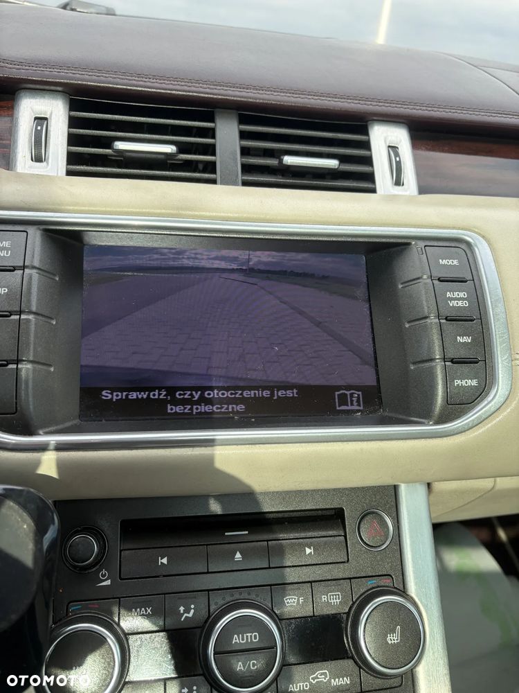 Land Rover Range Rover Evoque - 15