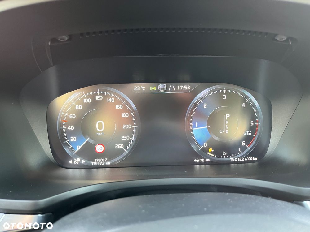 Volvo V60 D3 Geartronic Momentum Pro - 38
