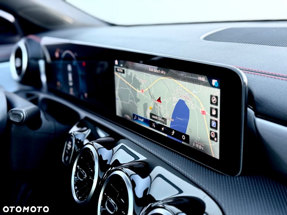 Mercedes-Benz CLA 180 d 7G-DCT AMG Line - 31