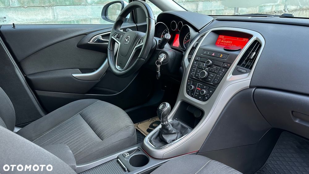 Opel Astra 1.4 Turbo Design Edition - 22