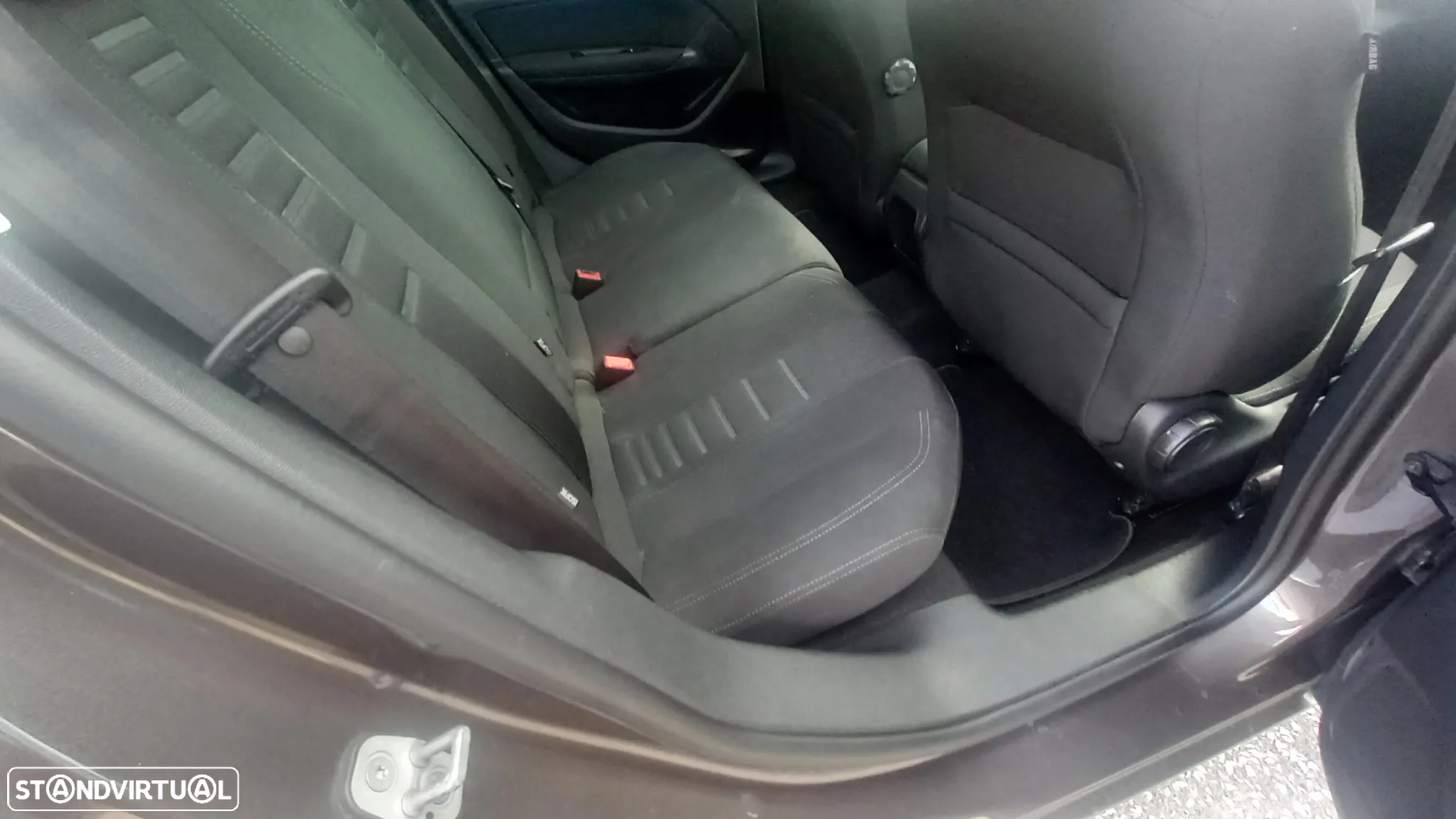 Peugeot 308 SW 1.6 BlueHDi Allure - 36