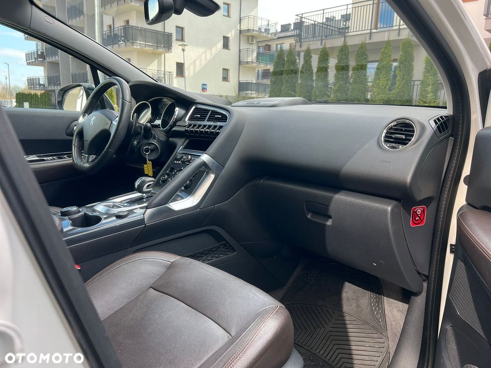 Peugeot 3008 2.0 HDi Premium+ - 8