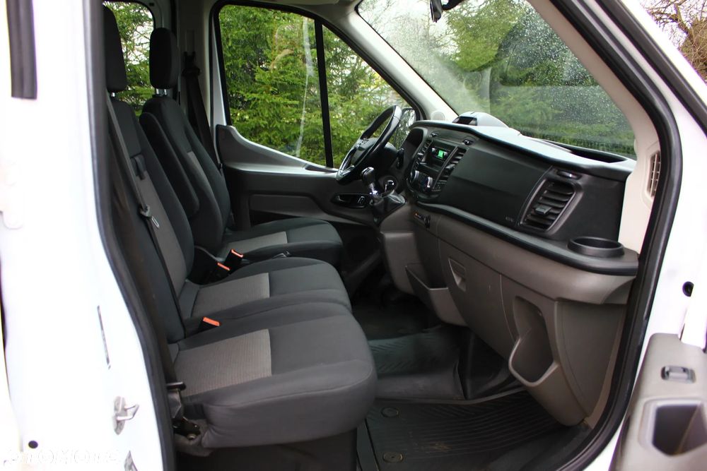 Ford TRANSIT BRYGADÓWKA 2.0 TDCI 130KM 7 OSÓB PAKA PLANDEKA OŚWIETLENIE ROBOCZE - 30
