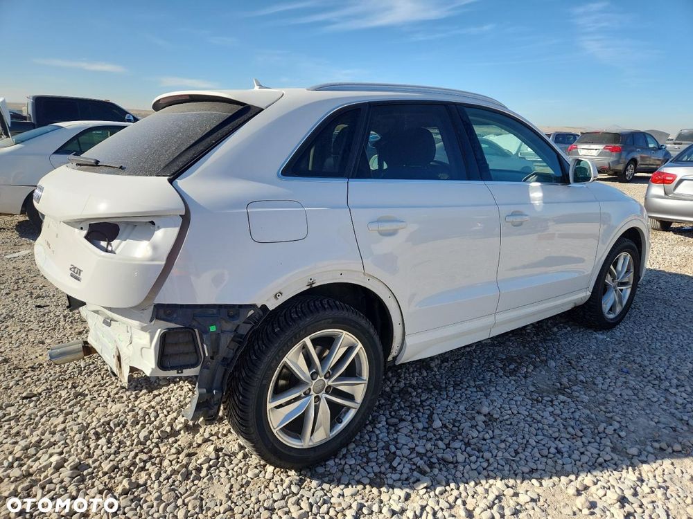 Audi Q3 - 4