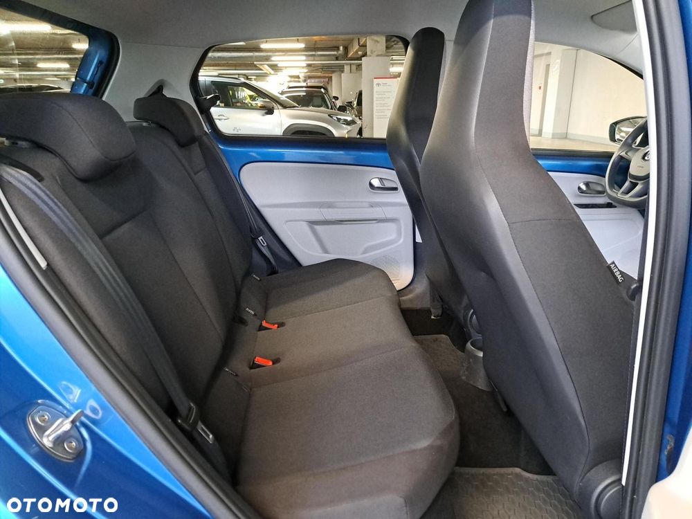 Volkswagen up! - 14
