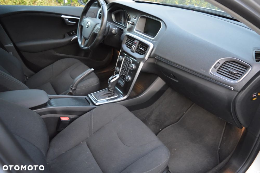 Volvo V40 - 14