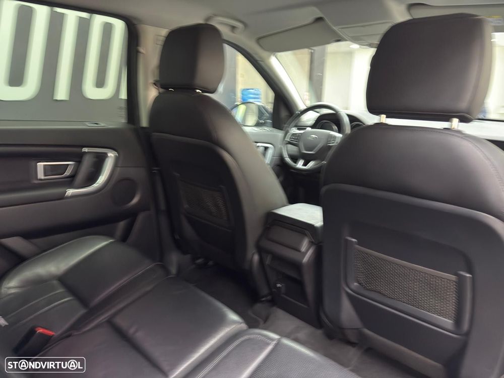 Land Rover Discovery Sport 2.0 eD4 R-Dynamic S - 35