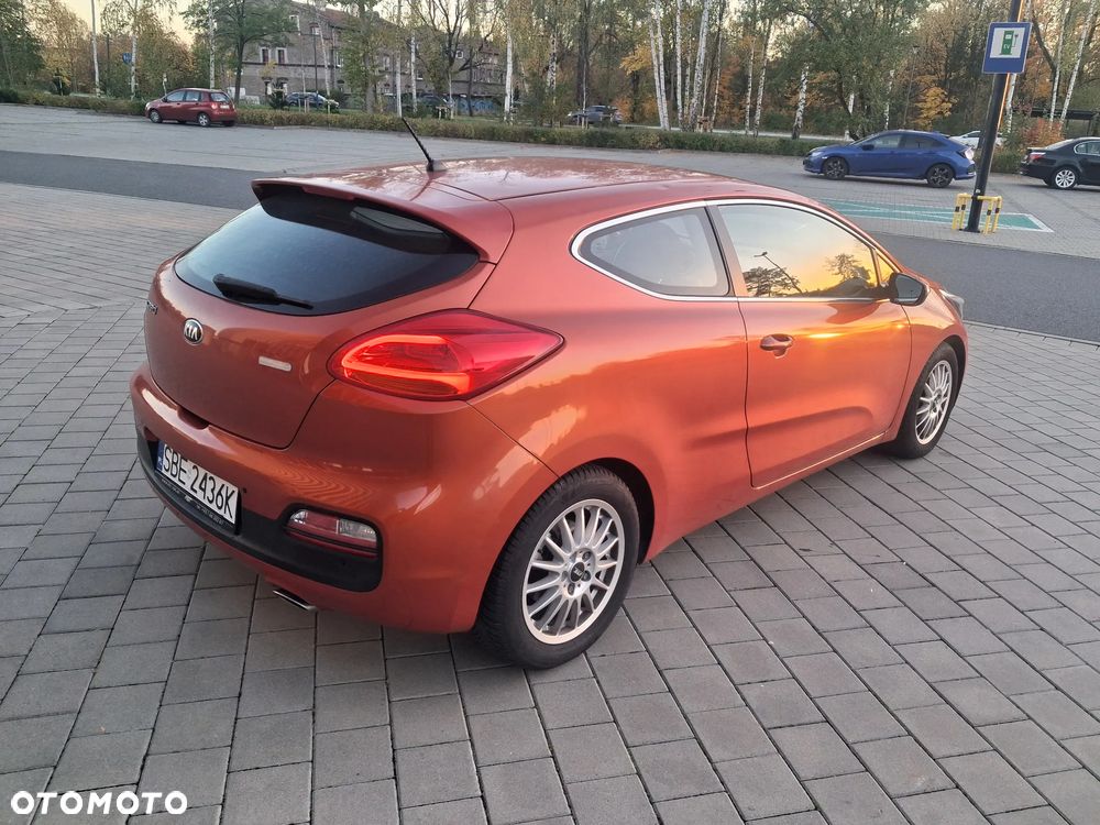 Kia ProCeed - 4