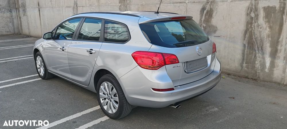 Opel Astra - 2