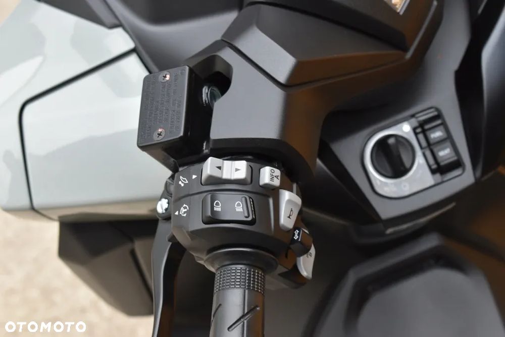 Honda NSS - 20