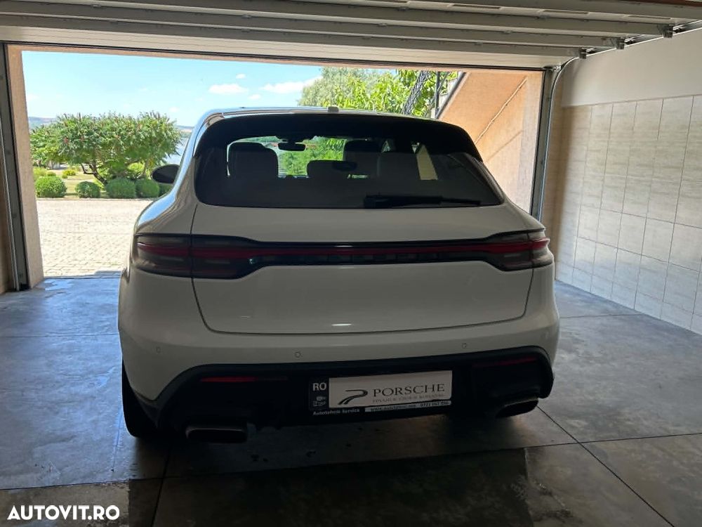 Porsche Macan - 8